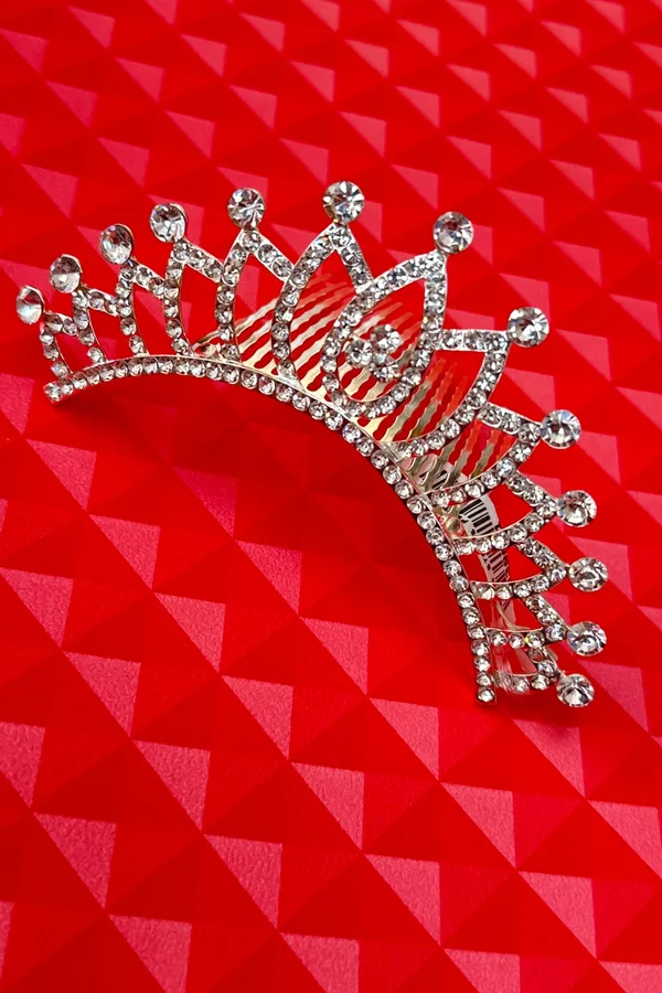 Tiara coroa cravejada de strass com pente